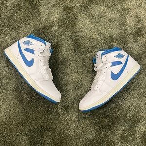 Jordan 1 Mid SE “Industrial Blue”